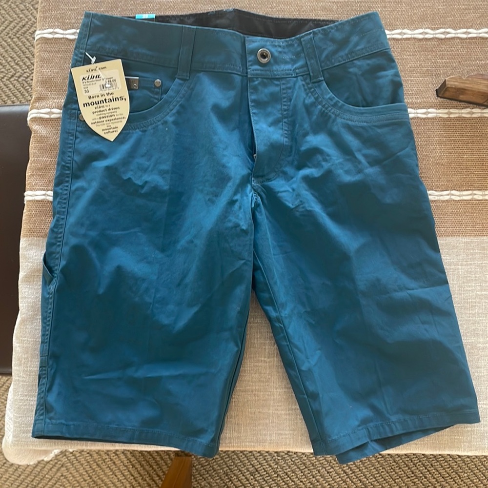 Brand new REVOLVR™ SHORT 12” Inseam